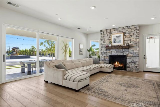 28346 Old Springs, Castaic, CA 91384