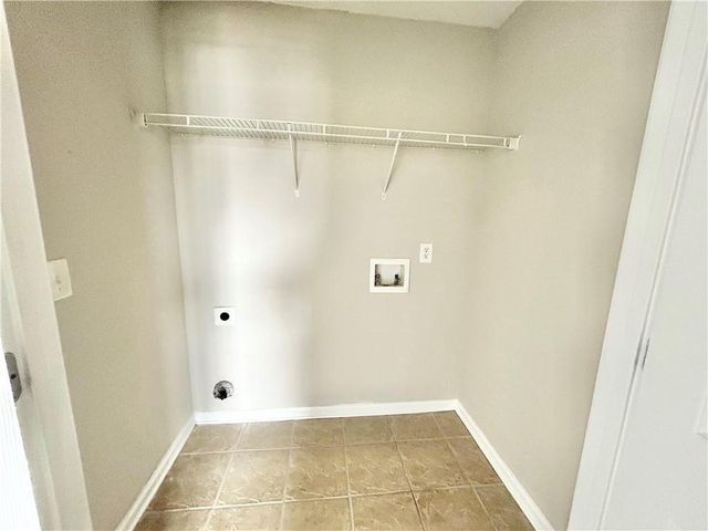 739 Wheel House Lane B, Monroe, GA 30655