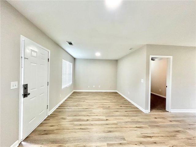 739 Wheel House Lane B, Monroe, GA 30655