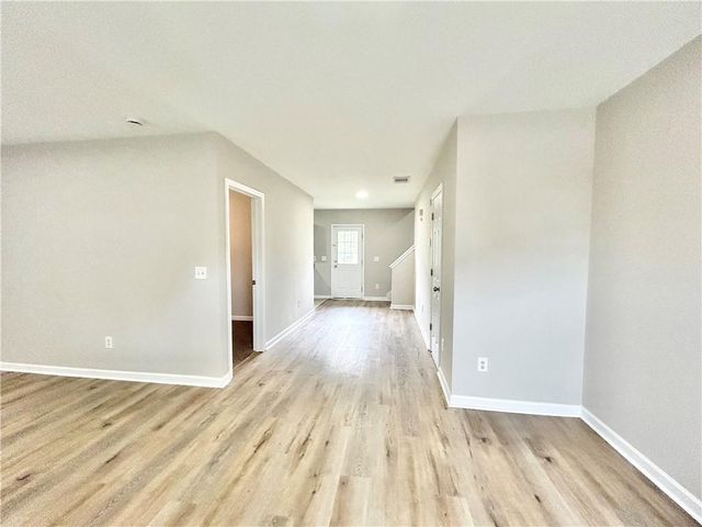 739 Wheel House Lane B, Monroe, GA 30655