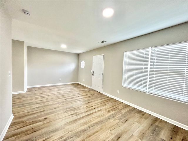 739 Wheel House Lane B, Monroe, GA 30655