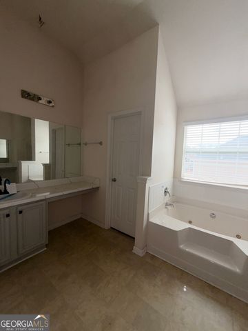 620 Superior Way, Fairburn, GA 30213