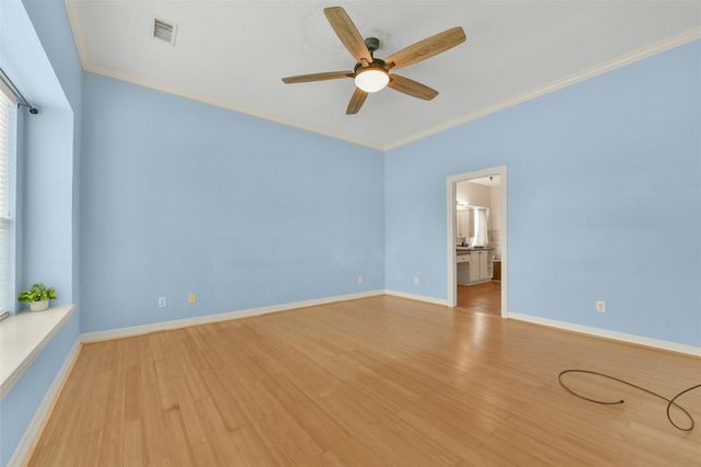 11003 Pinewood Court, La Porte, TX 77571