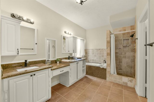 11003 Pinewood Court, La Porte, TX 77571