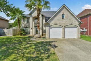 11003 Pinewood Court, La Porte, TX 77571