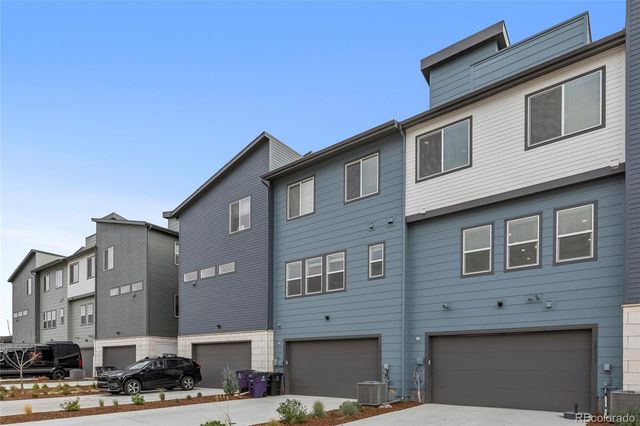 10139 E 62nd Avenue S, Denver, CO 80238