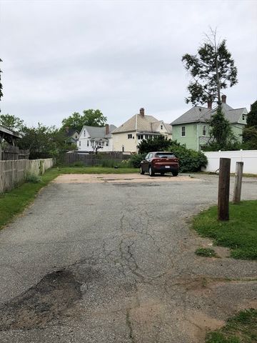 103 Brown Avenue, Holyoke, MA 01040