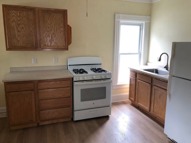 103 Brown Avenue, Holyoke, MA 01040