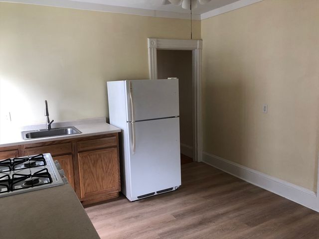 103 Brown Avenue, Holyoke, MA 01040