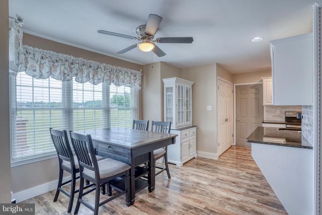 13 BIRCHWOOD LN, Cochranville, PA 19330