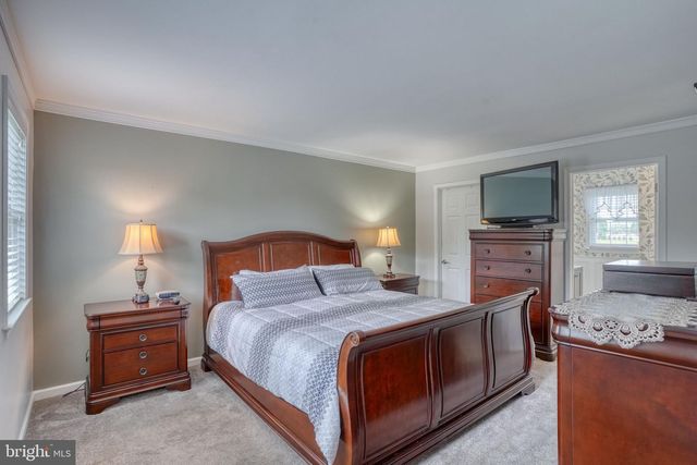 13 BIRCHWOOD LN, Cochranville, PA 19330