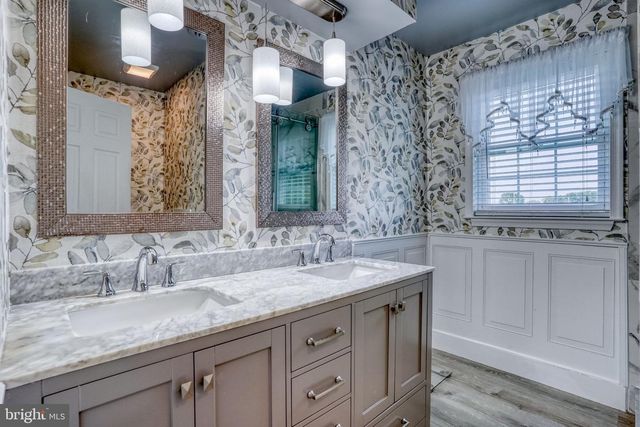 13 BIRCHWOOD LN, Cochranville, PA 19330