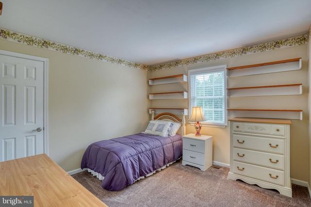 13 BIRCHWOOD LN, Cochranville, PA 19330