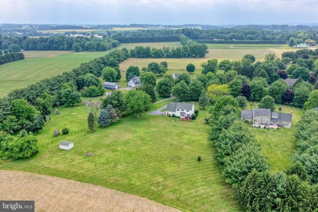 13 BIRCHWOOD LN, Cochranville, PA 19330