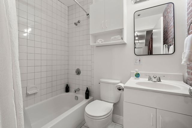 19 Stanhope Street 1C, Boston, MA 02116