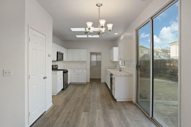 4882 Timepiece Cir, Stockton, CA 95219