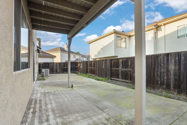 4882 Timepiece Cir, Stockton, CA 95219