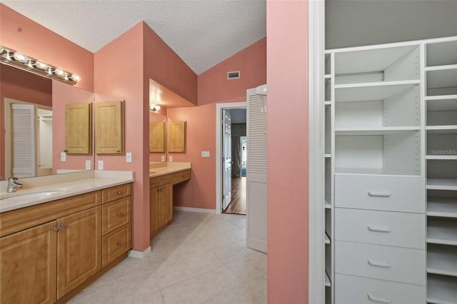 3732 SURREY LANE, Sarasota, FL 34235