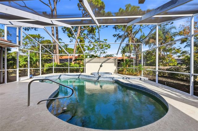 3732 SURREY LANE, Sarasota, FL 34235