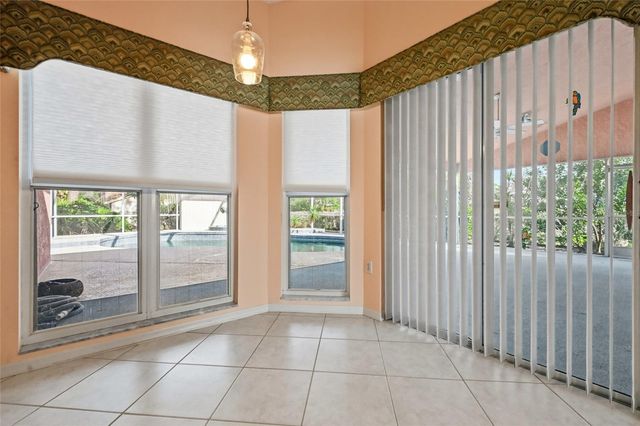 3732 SURREY LANE, Sarasota, FL 34235