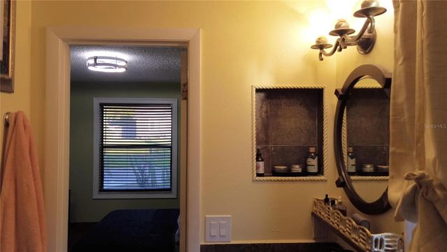 238 LAKE DRIVE, Orlando, FL 32835