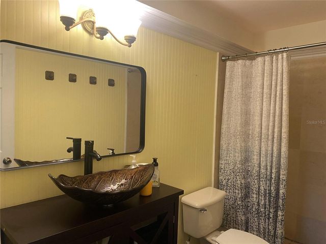 238 LAKE DRIVE, Orlando, FL 32835