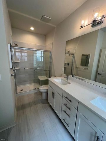 3 Van Nest Ct, Hillsborough Twp., NJ 08844