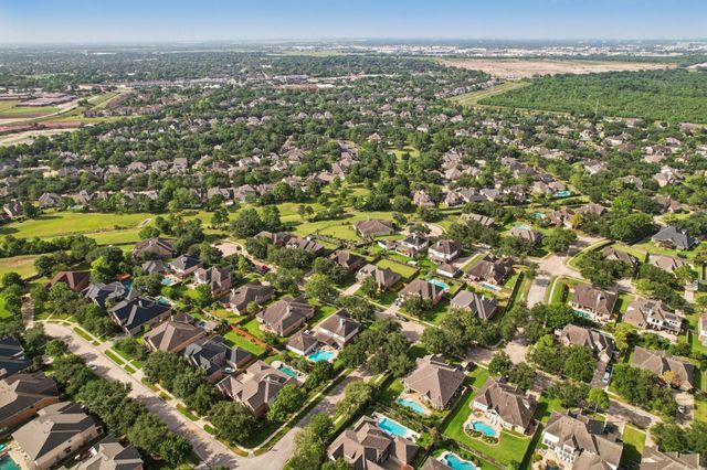 3108 Autumn Harvest Drive, Friendswood, TX 77546