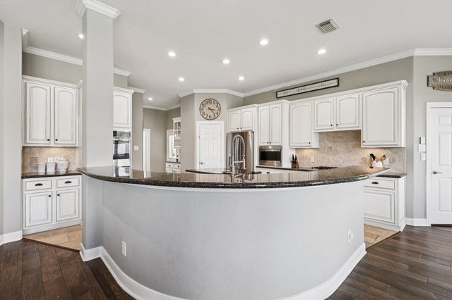 3108 Autumn Harvest Drive, Friendswood, TX 77546