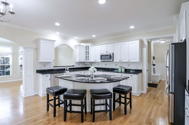 2852 Maralice Drive, Carmel, IN 46033