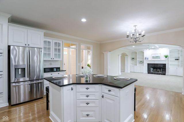 2852 Maralice Drive, Carmel, IN 46033