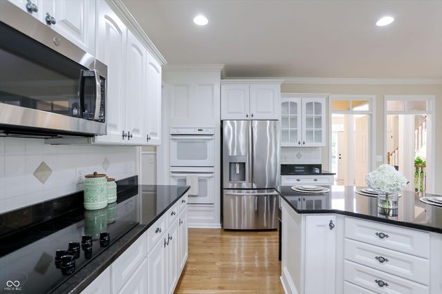 2852 Maralice Drive, Carmel, IN 46033