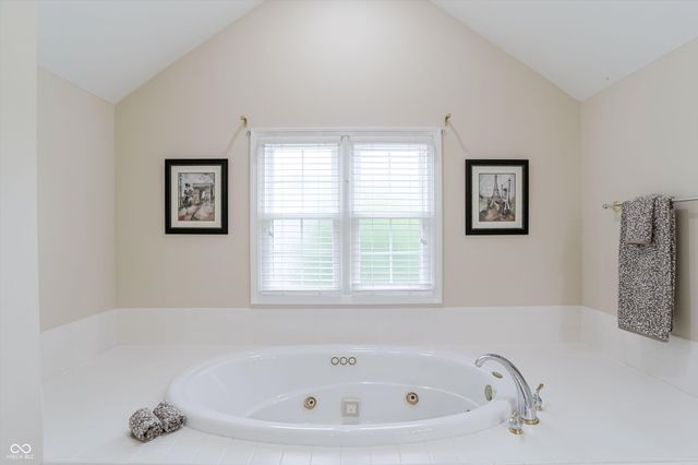 2852 Maralice Drive, Carmel, IN 46033