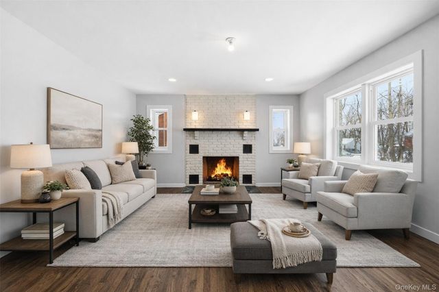 21 Janet Place, Stony Point, NY 10980