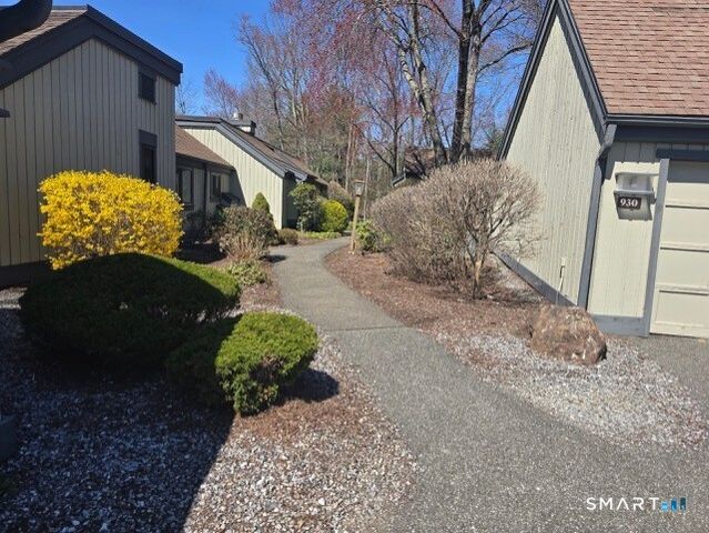 930 Heritage Village B, Southbury, CT 06488