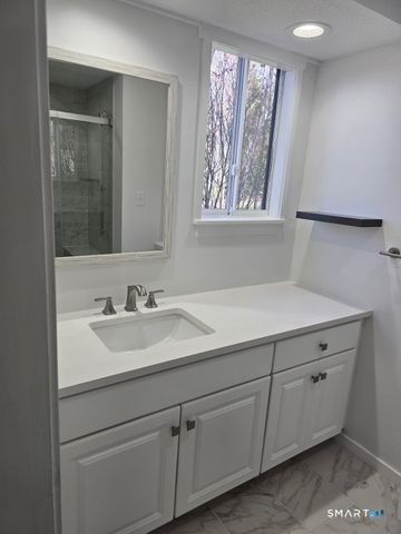 930 Heritage Village B, Southbury, CT 06488