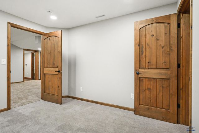 510 E DAKOTA, Pierre, SD 57501
