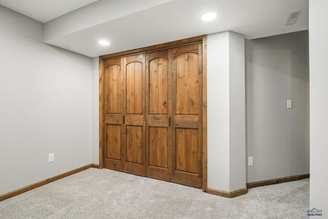 510 E DAKOTA, Pierre, SD 57501