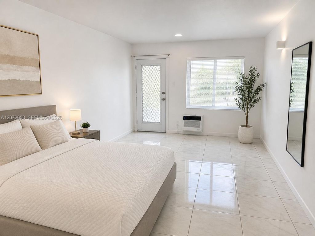 6498 Collins Avenue 40, Miami Beach, FL 33141