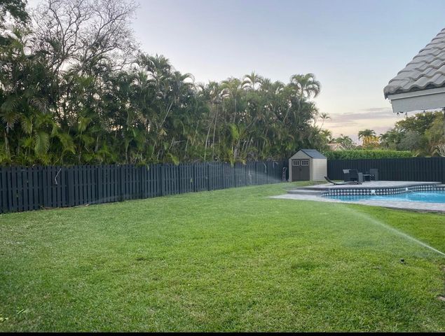 832 NW 108th Lane, Coral Springs, FL 33071