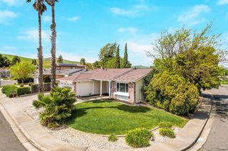 5002 Greenwood Ct, Fairfield, CA 94534