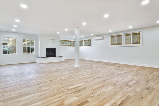 3721 W 133rd Avenue, Crown Point, IN 46307