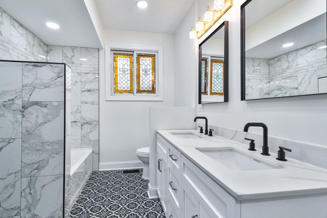 3721 W 133rd Avenue, Crown Point, IN 46307