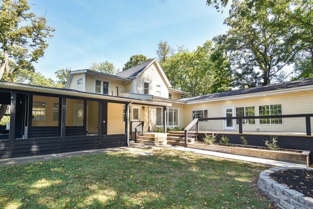 3721 W 133rd Avenue, Crown Point, IN 46307