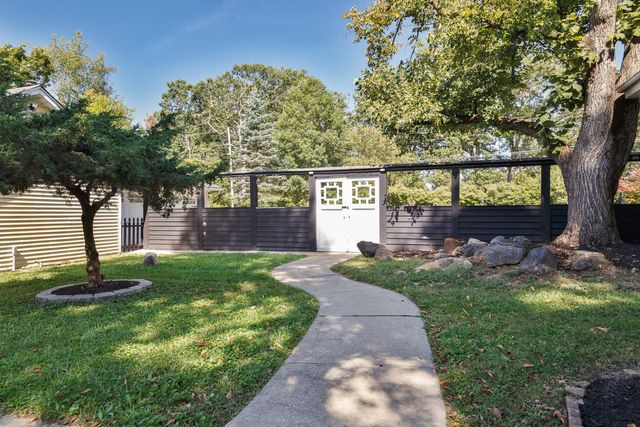 3721 W 133rd Avenue, Crown Point, IN 46307