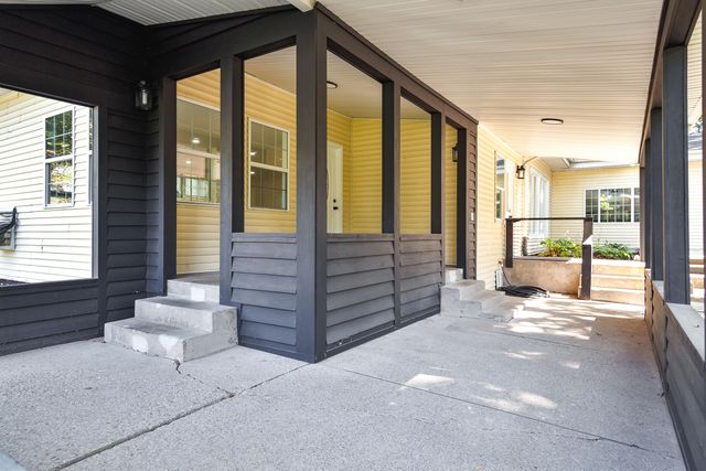 3721 W 133rd Avenue, Crown Point, IN 46307