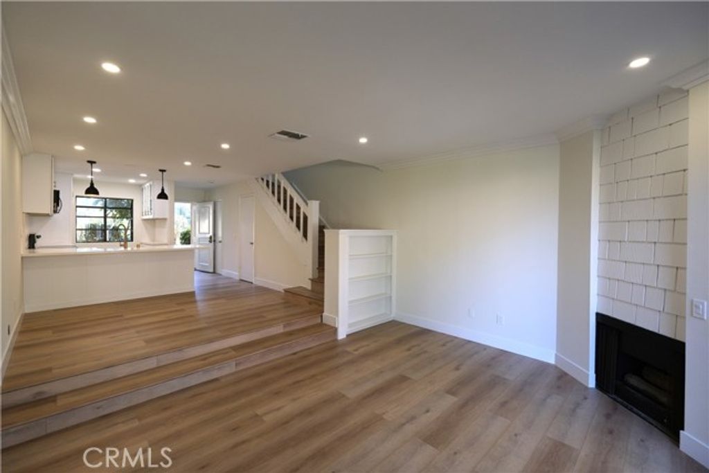 196 Pineview, Irvine, CA 92620