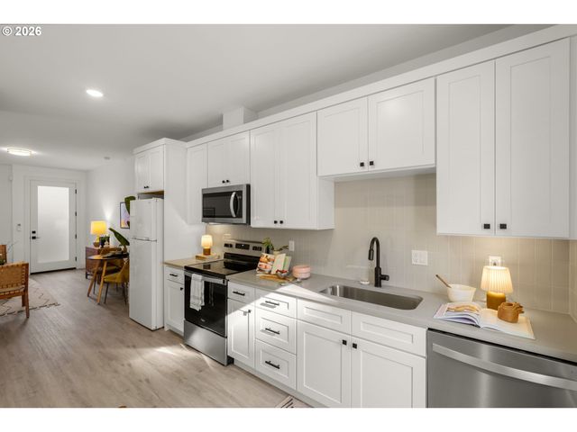 2725 Se 50TH Ave, Portland, OR 97206