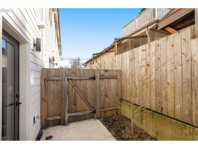 2725 Se 50TH Ave, Portland, OR 97206