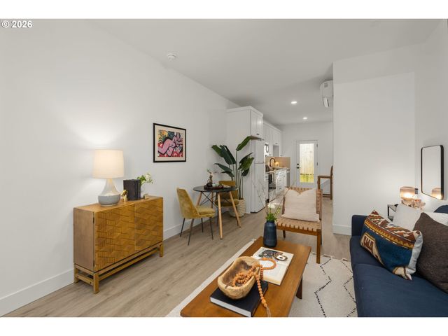 2725 Se 50TH Ave, Portland, OR 97206